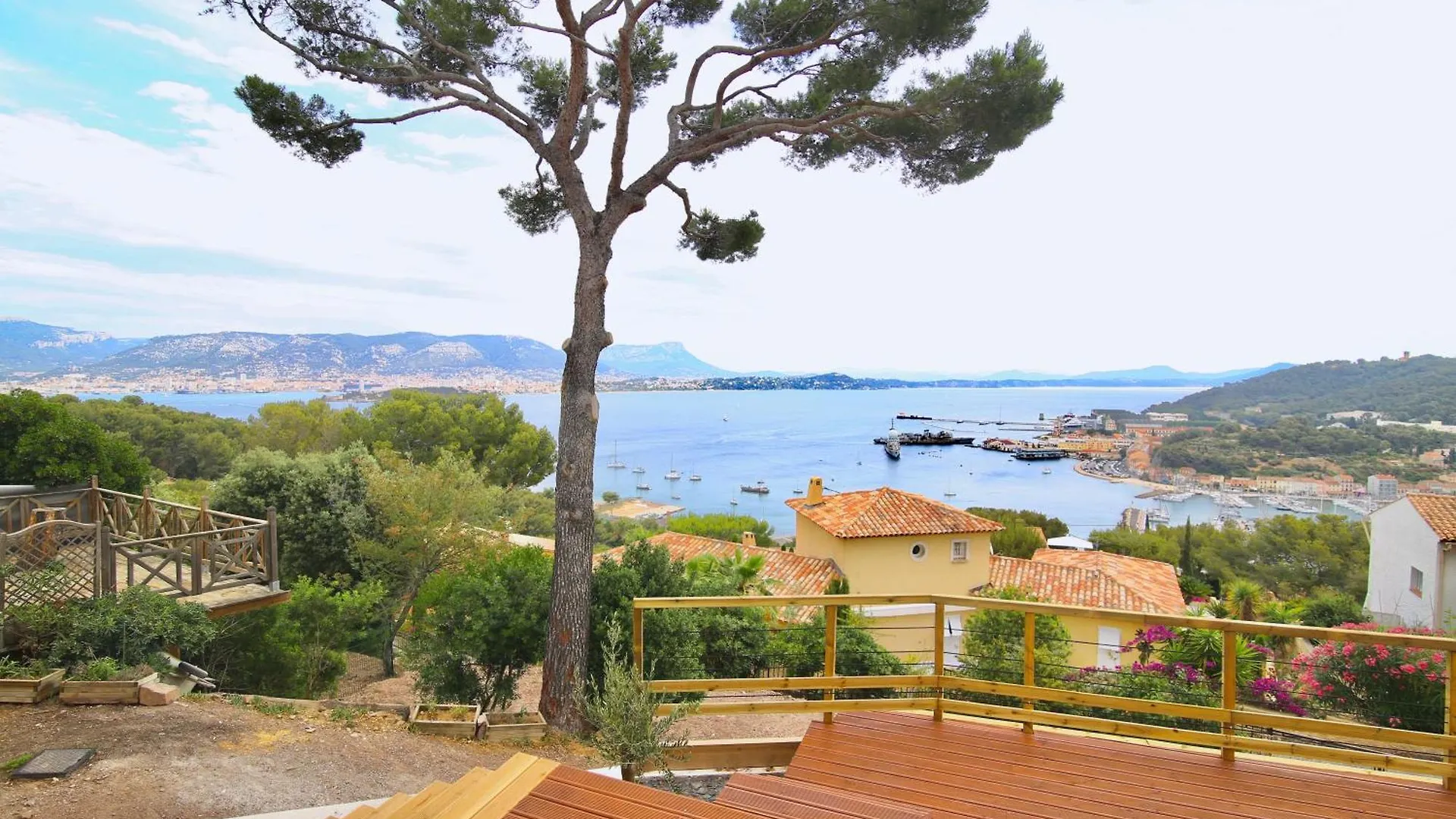 Le Cap Marlou Vue D'En Bas Apartment Saint-Mandrier-sur-Mer 0*,  France